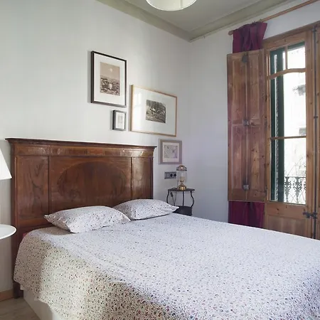 Aparteasy - Authentic Family